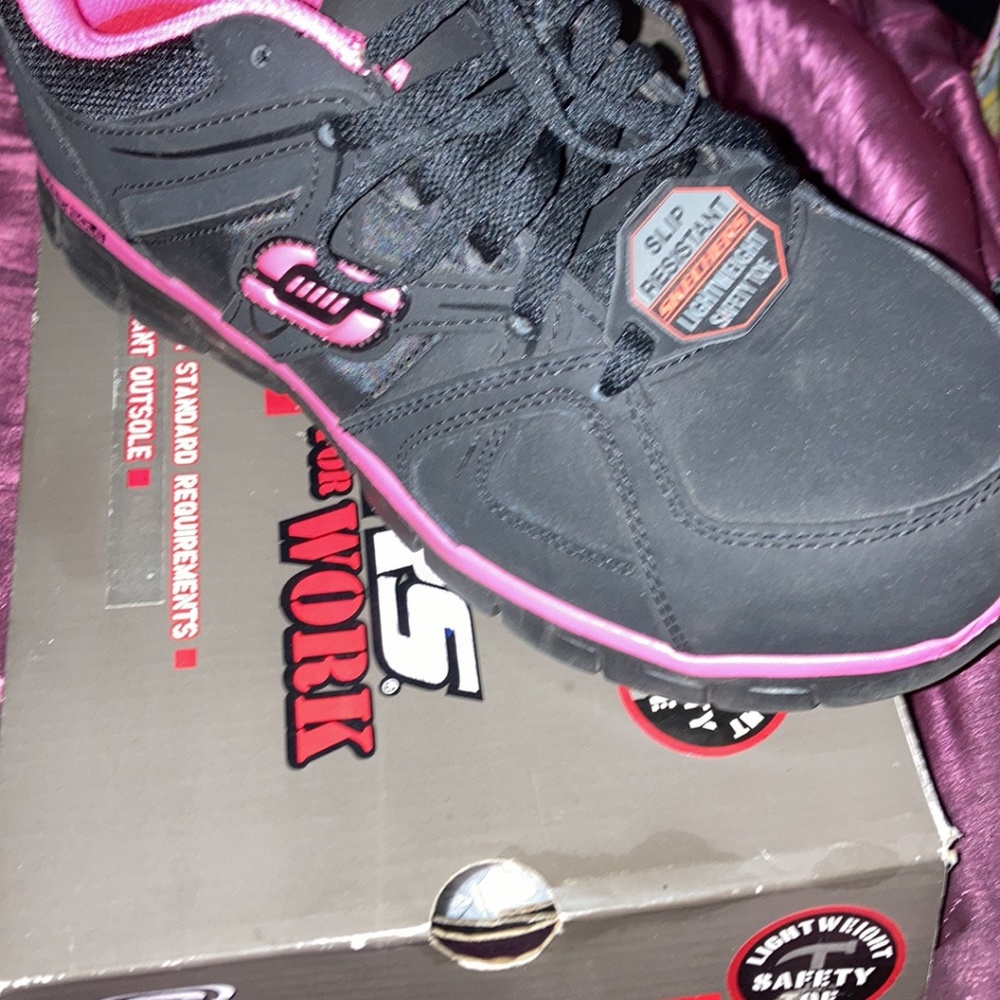 Skechers Steel toe shoes. Women’s size 8